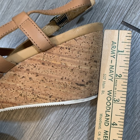 TEVA Strappy Cork Wedge Beige Camel Leather Womens Sandals size 10 - Picture 7 of 11
